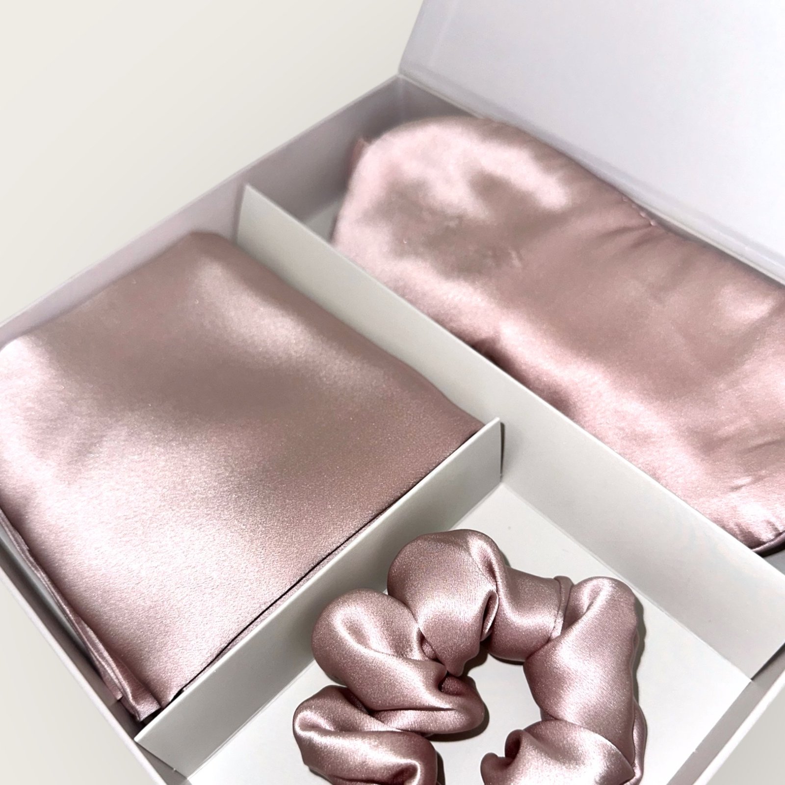 Pelenų rožės šilko dovanų rinkinys - Image 8