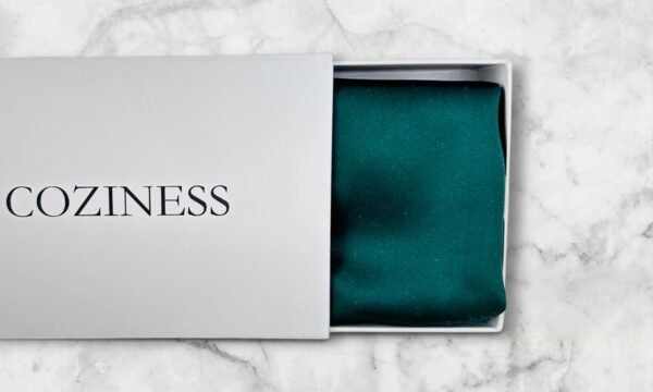 Smaragdinis šilko pagalvės užvalkalas