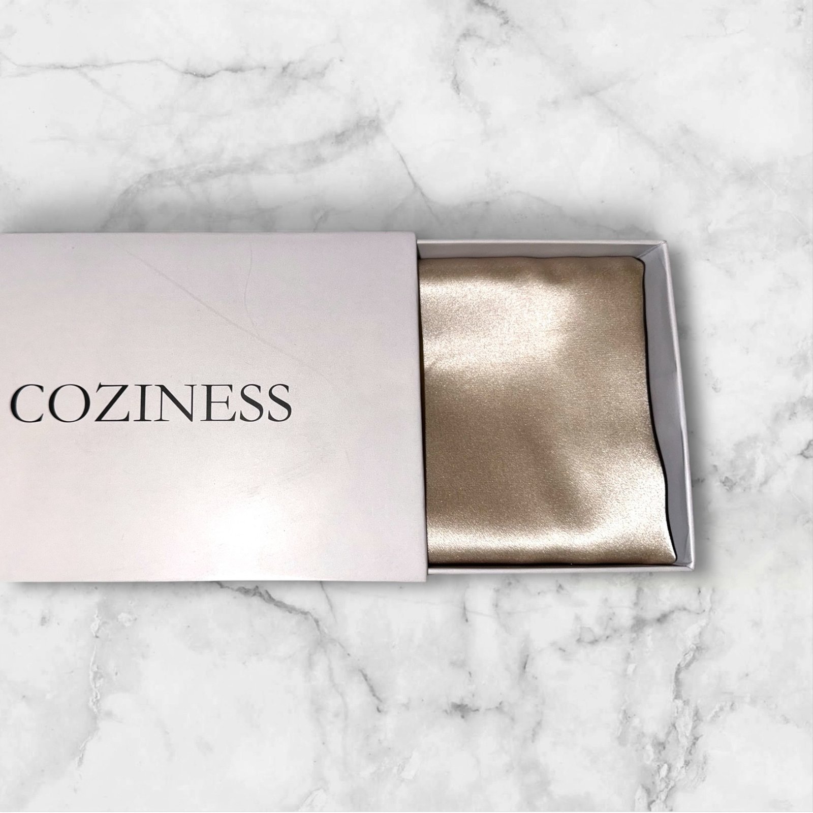 Smėlinis šilko pagalvės užvalkalas