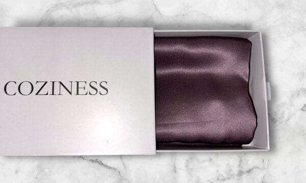 Rusvas šilko pagalvės užvalkalas